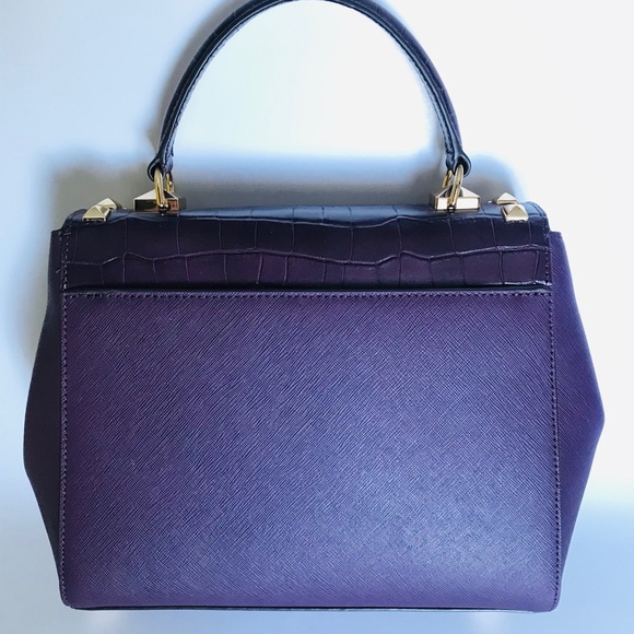 Michael Kors Bag - Picture 2 of 7